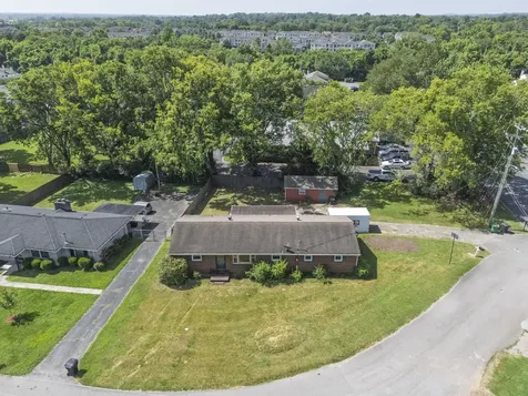 125 Haven Street Hendersonville TN 37075