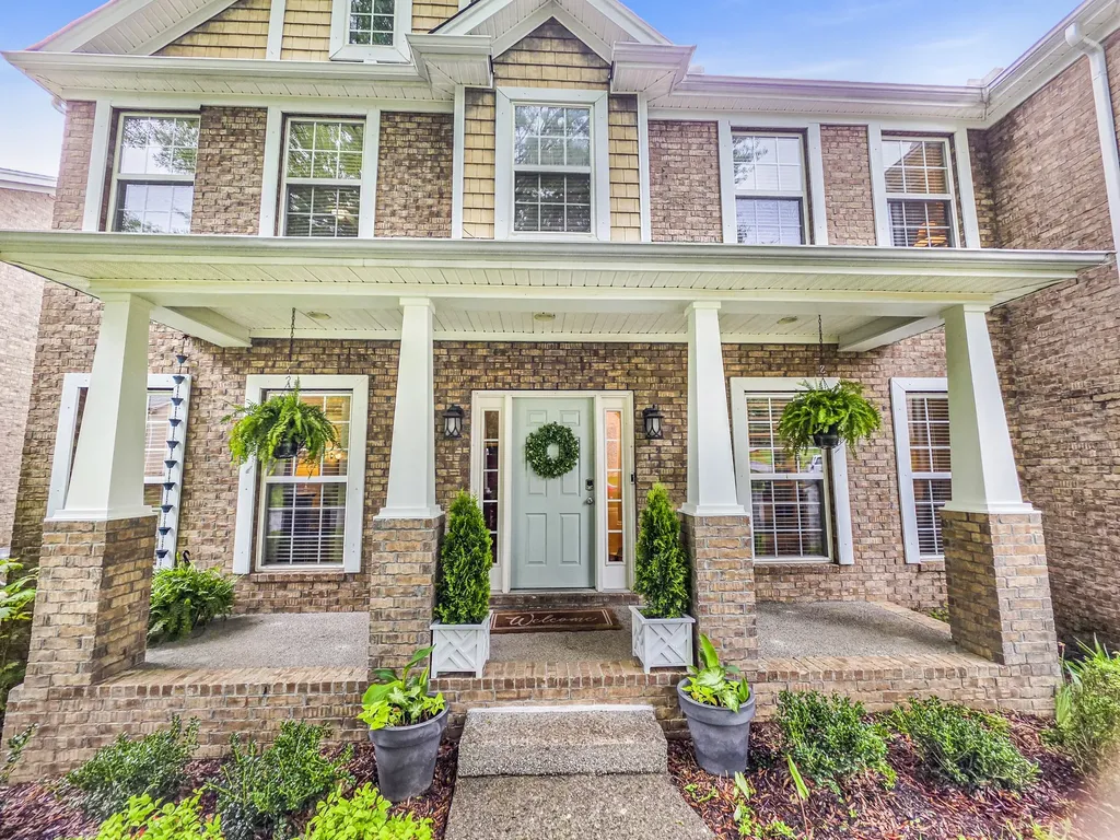 304 Forest Bend Drive Mount Juliet TN 37122