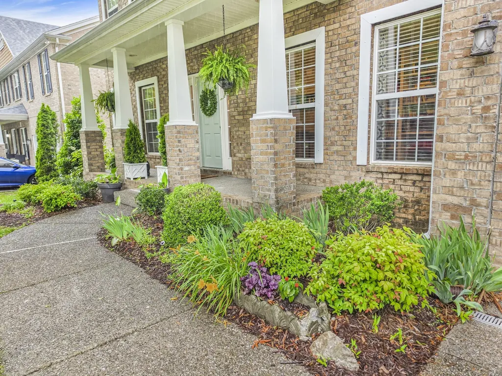 304 Forest Bend Drive Mount Juliet TN 37122