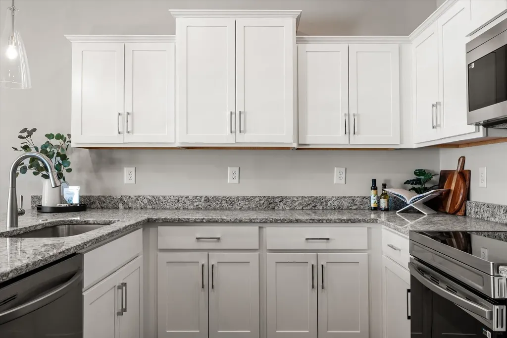 4329 Calusa Drive Murfreesboro TN 37127