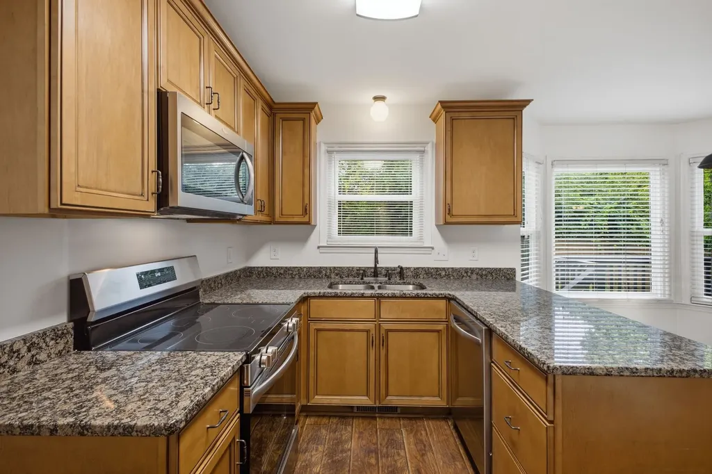 632 Independence Dr, E Franklin TN 37067