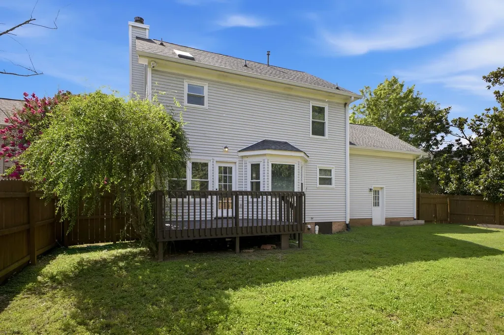 632 Independence Dr, E Franklin TN 37067