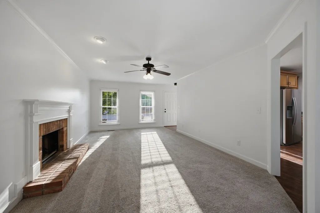 632 Independence Dr, E Franklin TN 37067