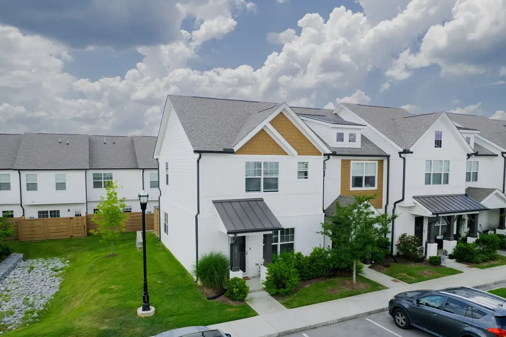 2415 Sayerville Avenue Old Hickory TN 37138