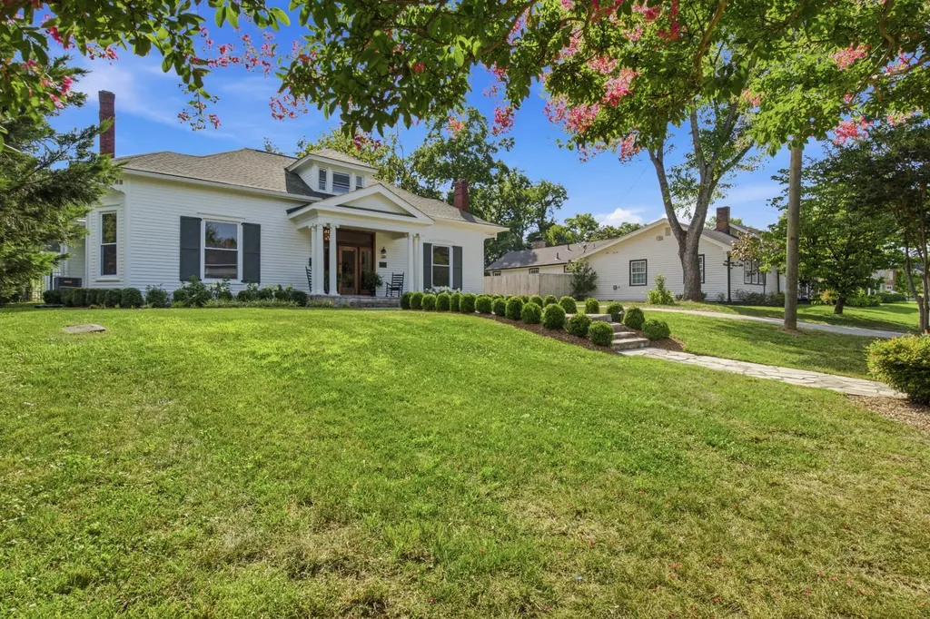 334 3rd Ave S, S Franklin TN 37064