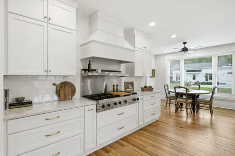 334 3rd Ave S, S Franklin TN 37064