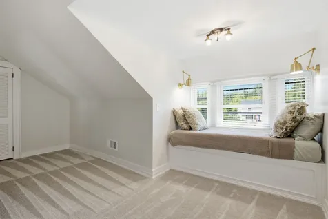334 3rd Ave S, S Franklin TN 37064