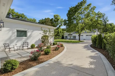 334 3rd Ave S, S Franklin TN 37064