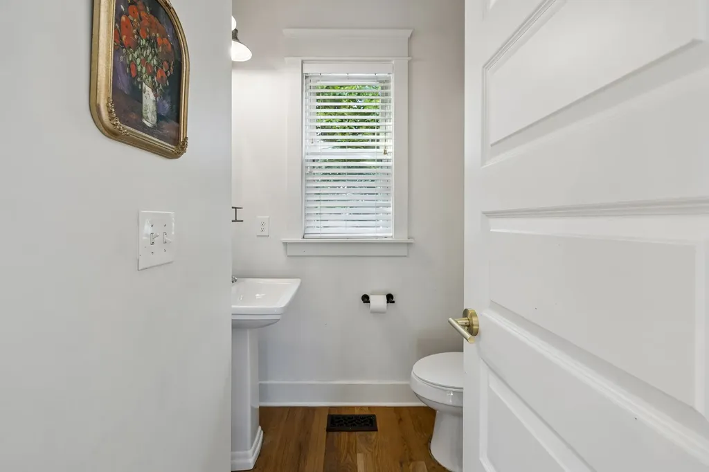 1909B Delta Avenue Nashville TN 37208