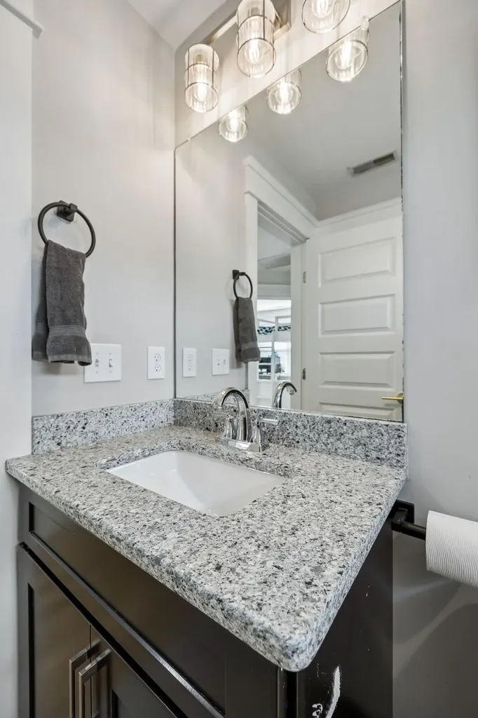 1909B Delta Avenue Nashville TN 37208
