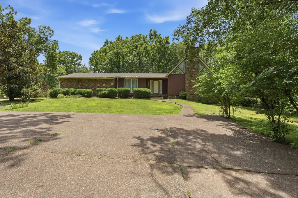 1019 Hunts Lane Hendersonville TN 37075