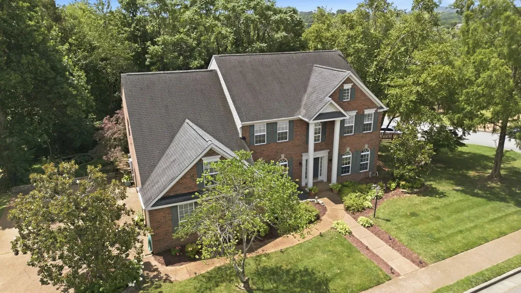 7001 Stone Run Drive Nashville TN 37211