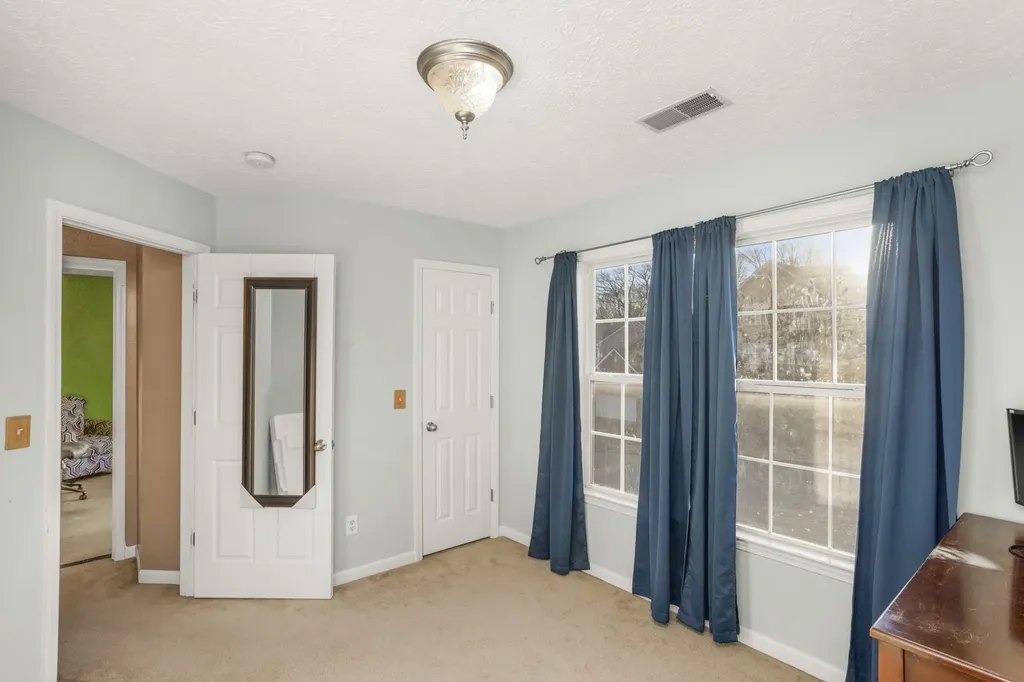 4053 Barnes Cove Drive Antioch TN 37013
