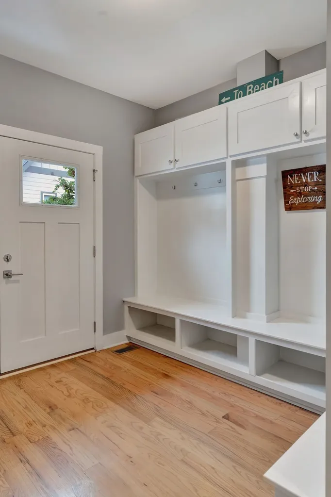 2038 Straightway Avenue Nashville TN 37206