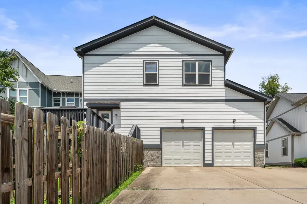 2038 Straightway Avenue Nashville TN 37206
