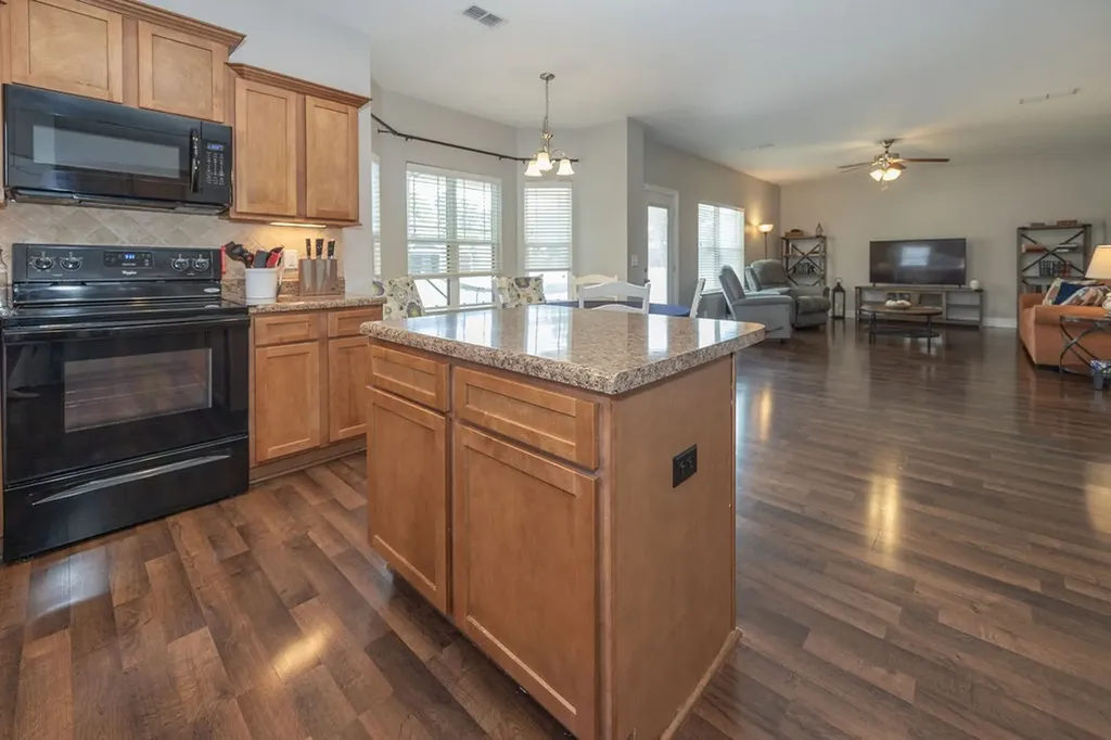 4314 Roxburghe Court Murfreesboro TN 37128