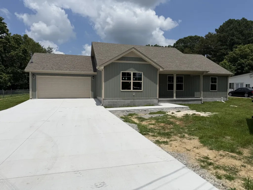 769 Old Bushy Branch Manchester TN 37355