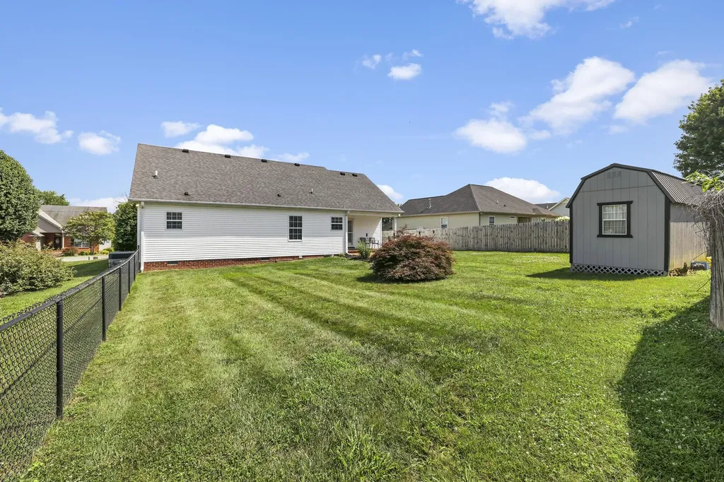 1174 Flat Stone Drive Gallatin TN 37066