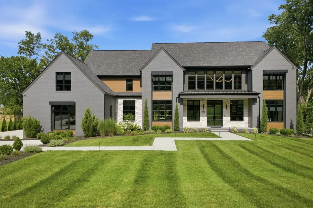 Brentwood TN, 722 Wilson Pike