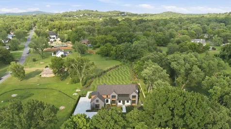 722 Wilson Pike Brentwood TN 37027
