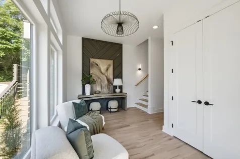 1006A Southside Avenue Nashville TN 37203