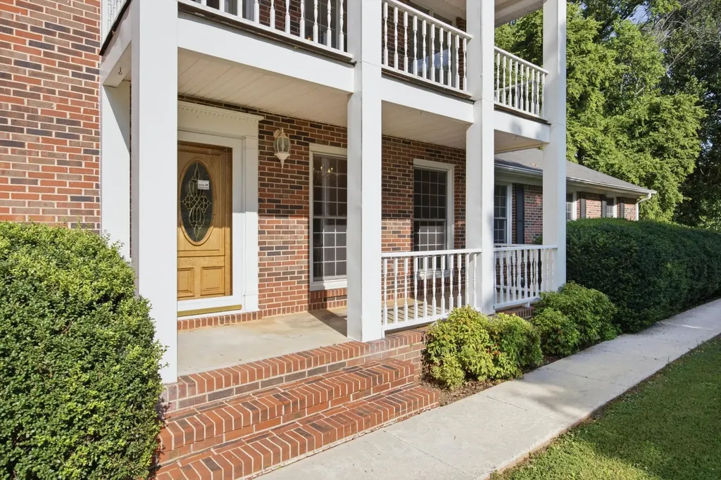 109 Carter Farris Lane Winchester TN 37398
