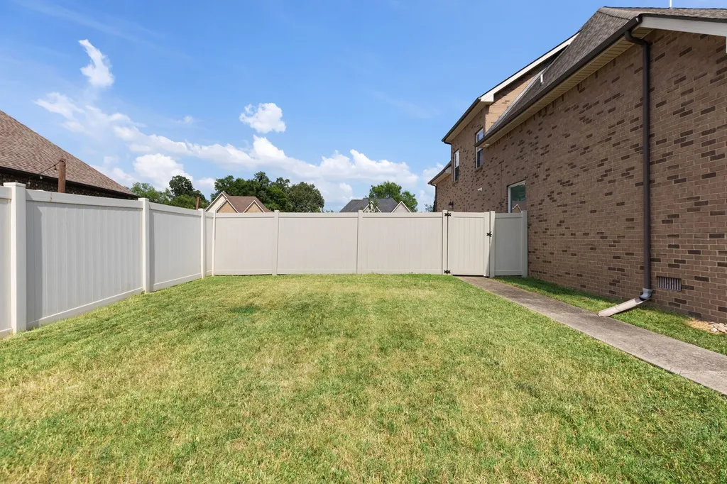 4517 Garcia Boulevard Murfreesboro TN 37128