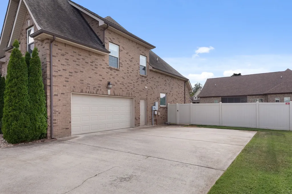 4517 Garcia Boulevard Murfreesboro TN 37128