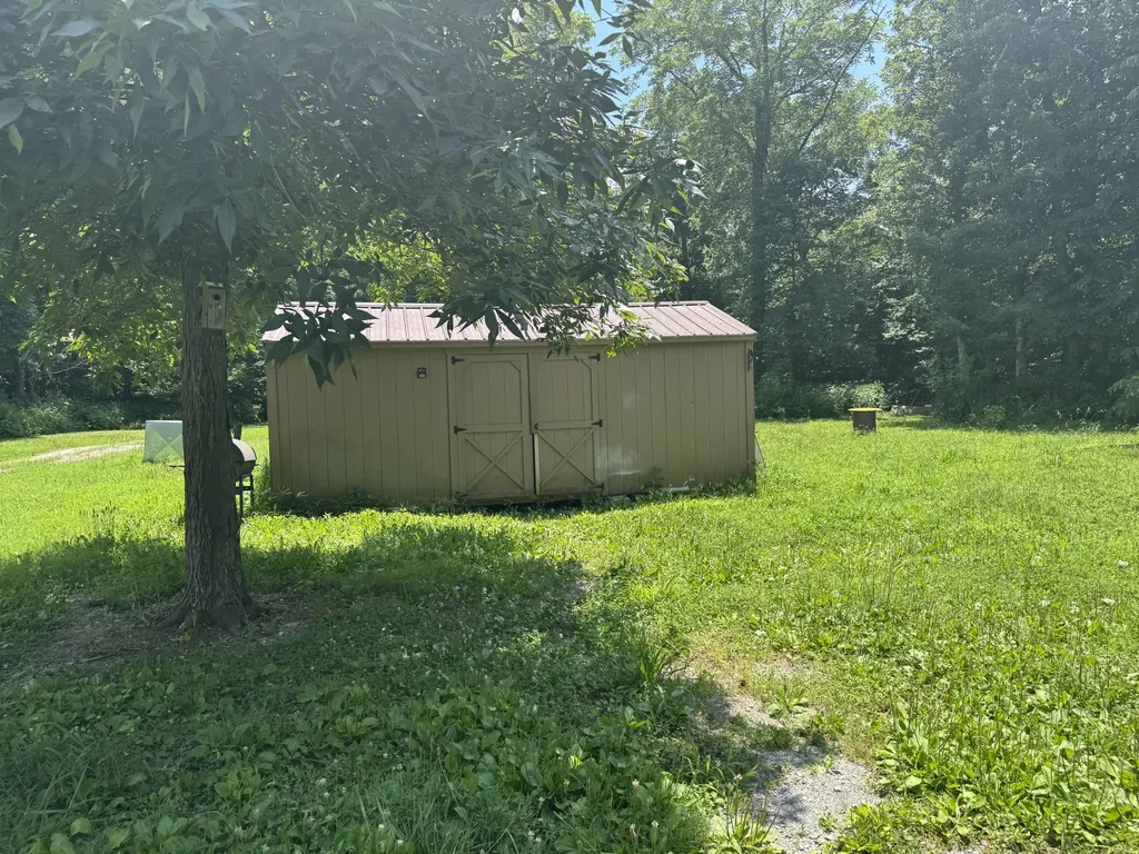 1763 Wade Brown Road Lewisburg TN 37091