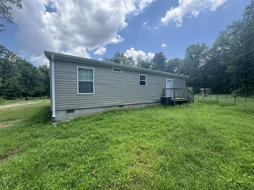 1763 Wade Brown Road Lewisburg TN 37091