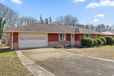 828 Belvoir Avenue Chattanooga TN 37412