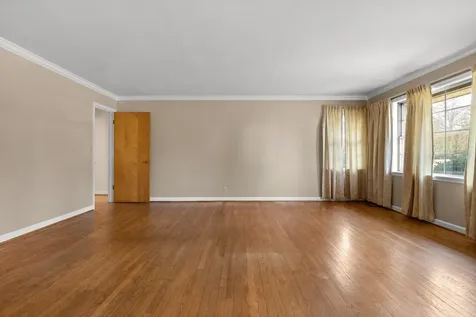 828 Belvoir Avenue Chattanooga TN 37412