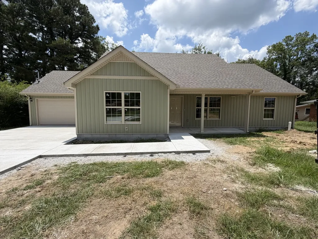 257 Hendrixon Drive Manchester TN 37355