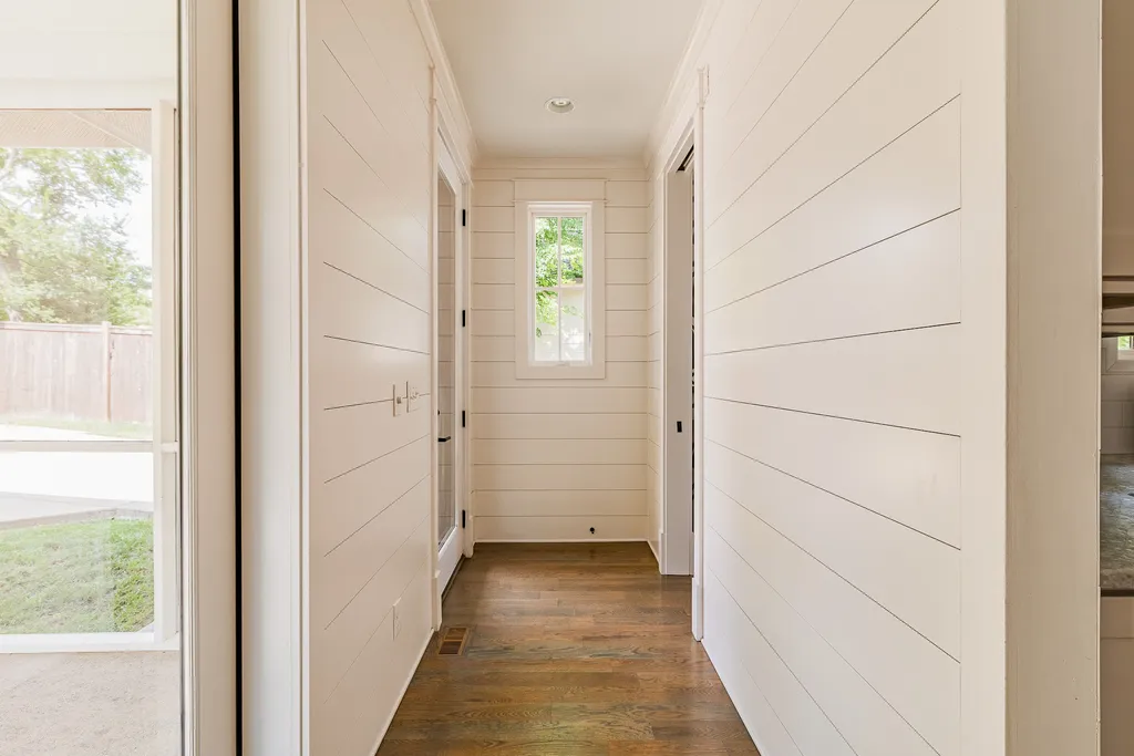2534 Ashwood Avenue Nashville TN 37212