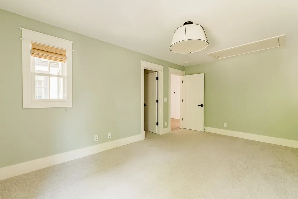 2534 Ashwood Avenue Nashville TN 37212