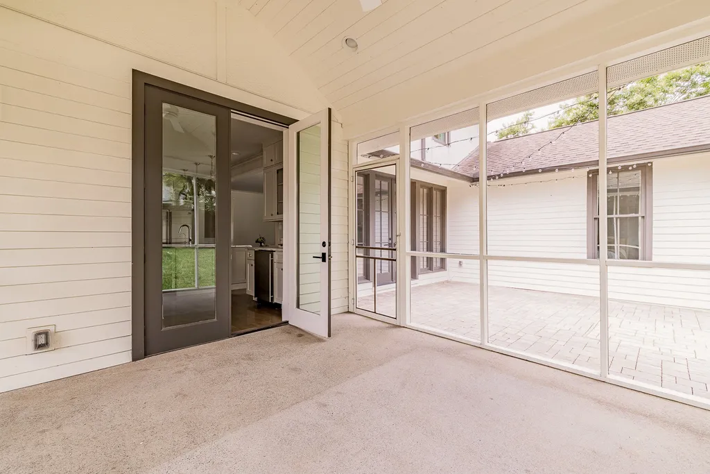 2534 Ashwood Avenue Nashville TN 37212