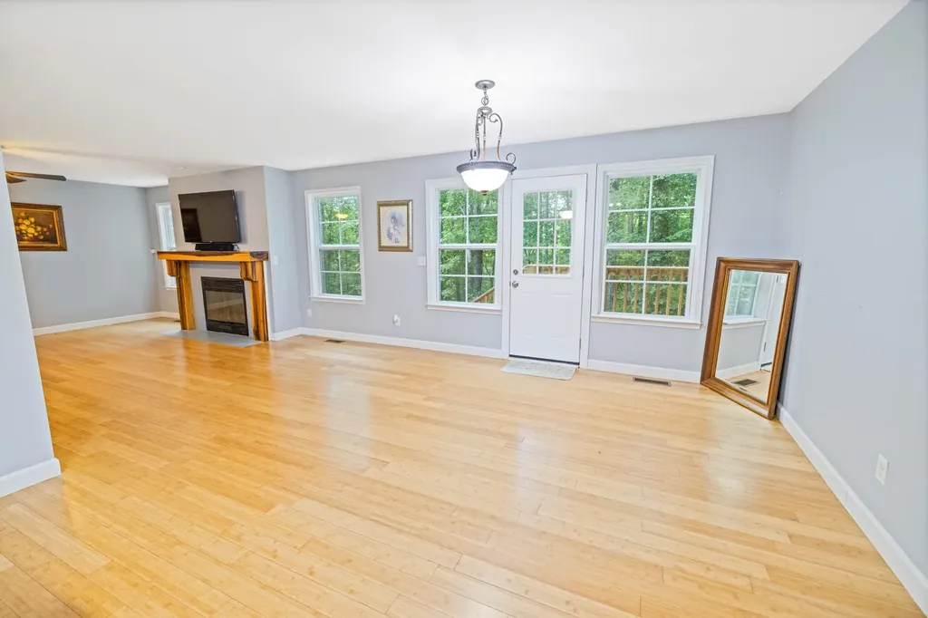 161 Shiloh Lane Smithville TN 37166