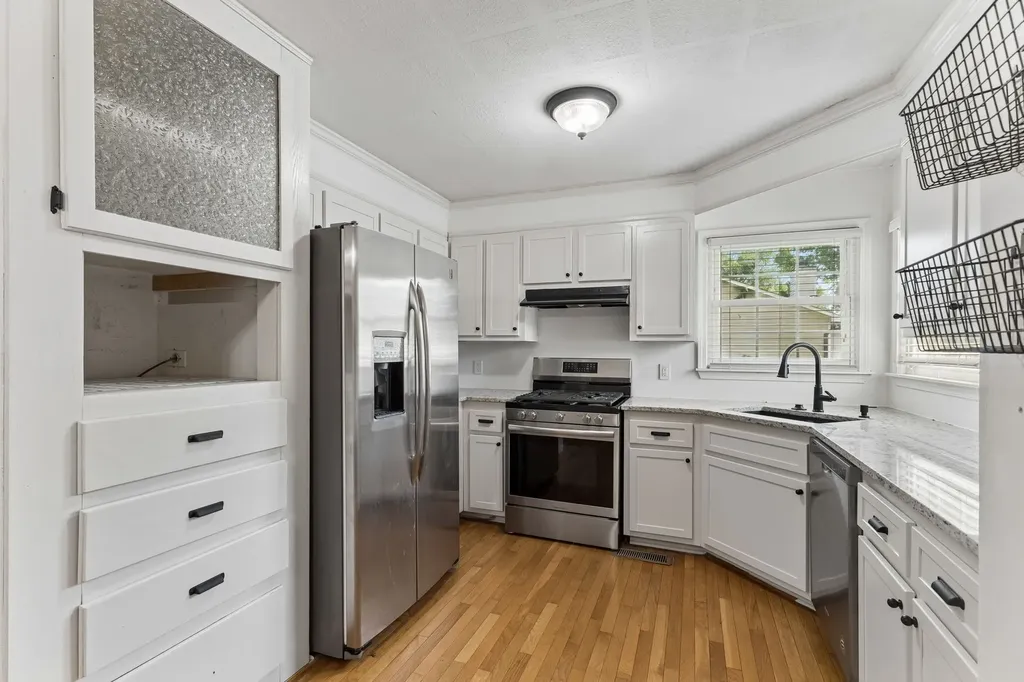 1646 Lillian Circle Columbia TN 38401