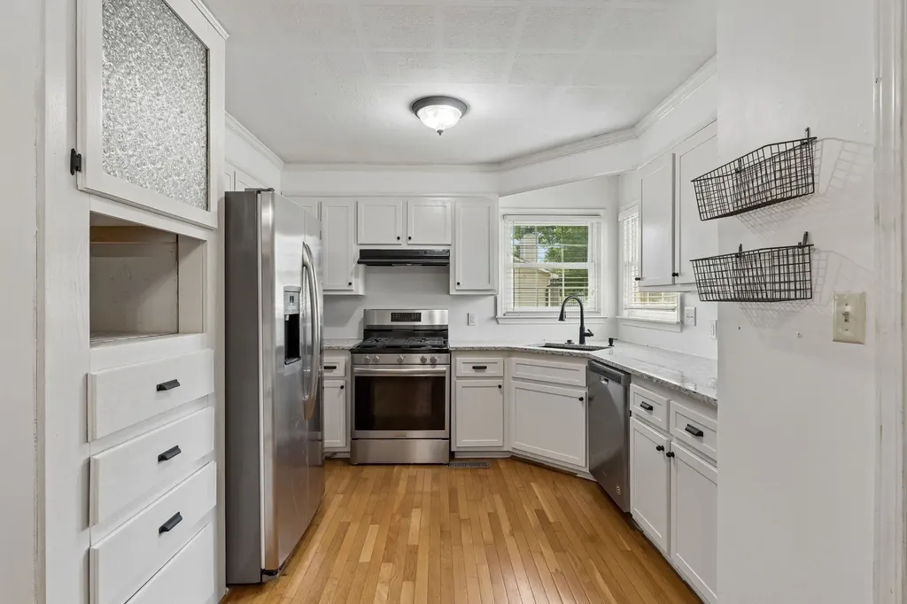 1646 Lillian Circle Columbia TN 38401
