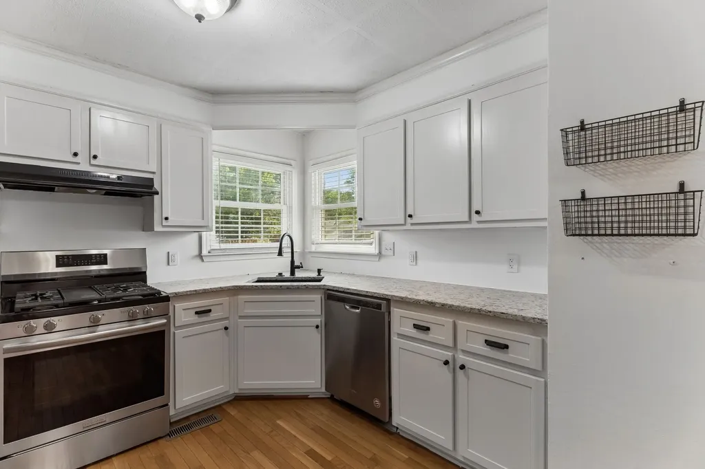 1646 Lillian Circle Columbia TN 38401