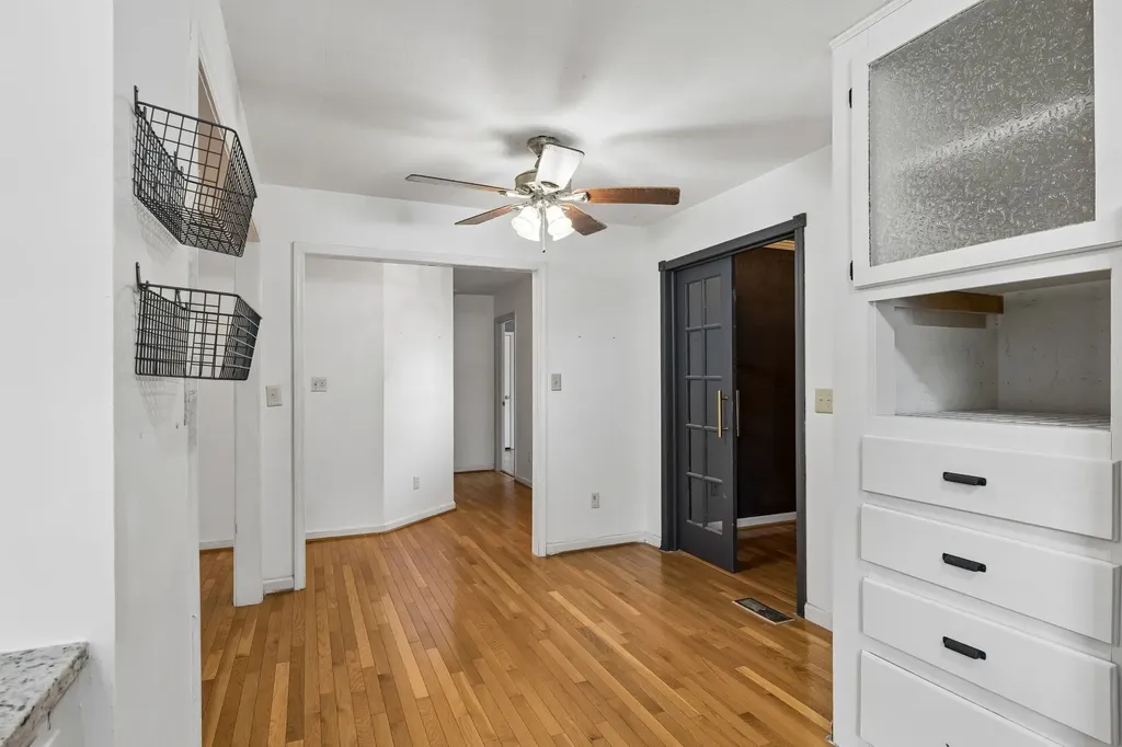 1646 Lillian Circle Columbia TN 38401
