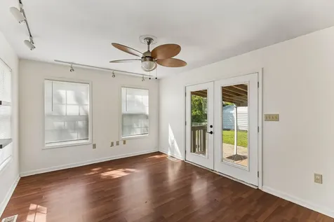 1646 Lillian Circle Columbia TN 38401