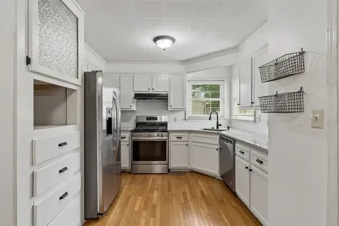 1646 Lillian Circle Columbia TN 38401