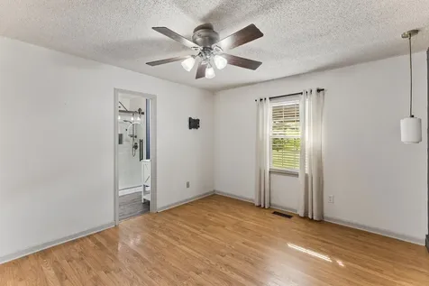 1646 Lillian Circle Columbia TN 38401