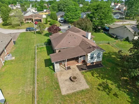 1646 Lillian Circle Columbia TN 38401