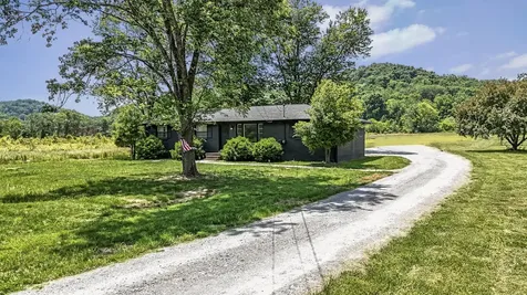 4686 Lickton Pike Whites Creek TN 37189