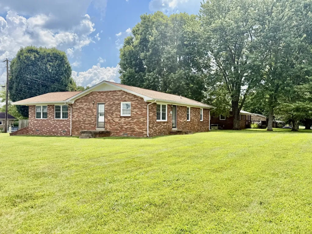 214 Captain Drive Ethridge TN 38456