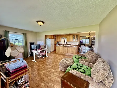 214 Captain Drive Ethridge TN 38456