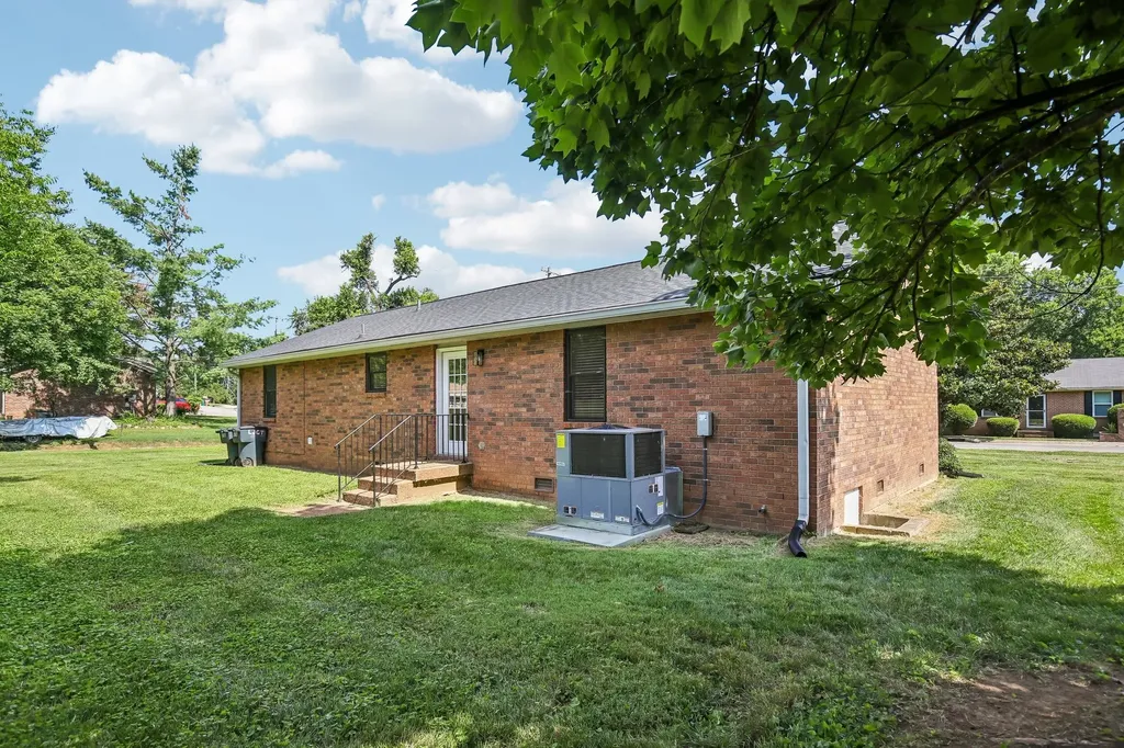 1317 Love Joy Court Nashville TN 37216