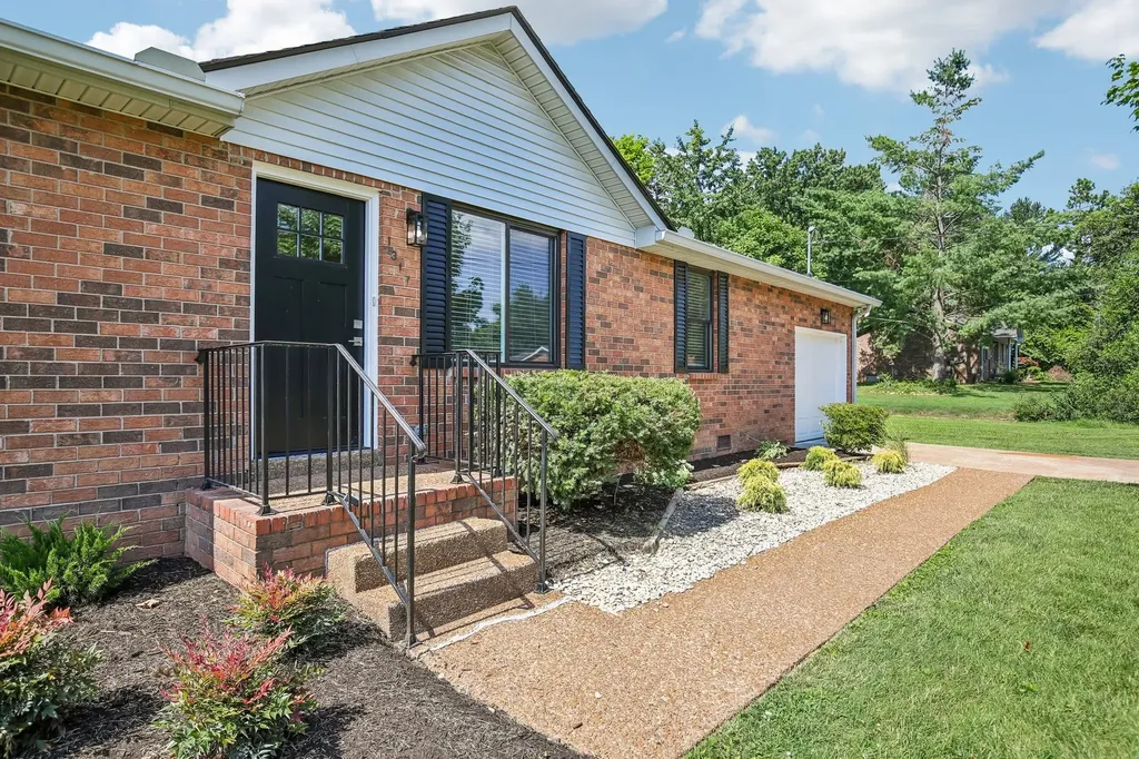 1317 Love Joy Court Nashville TN 37216